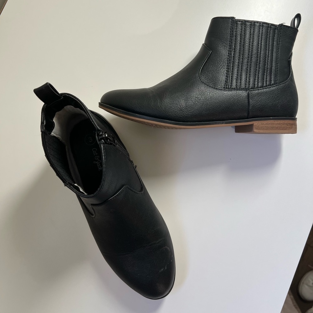 Girls black booties